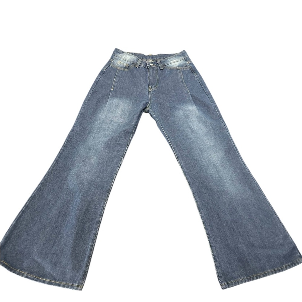 Classic Blue Flared Jeans - NEW